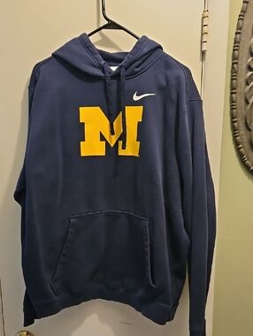 Nike Michigan Wolverines XL Hoodie